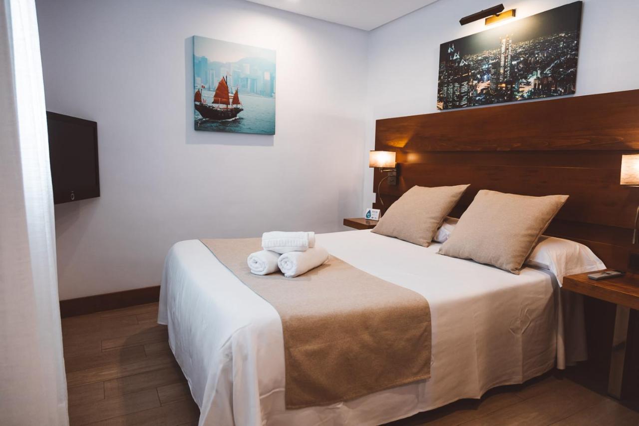 Ferreira Hostal Boutique كونيل ذي لا فرونتيرا المظهر الخارجي الصورة