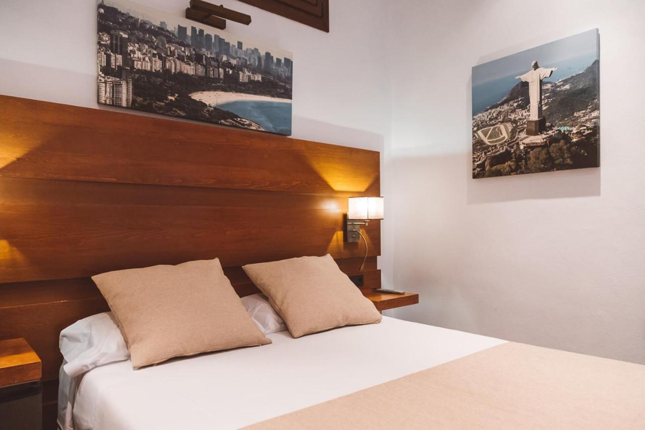 Ferreira Hostal Boutique كونيل ذي لا فرونتيرا المظهر الخارجي الصورة