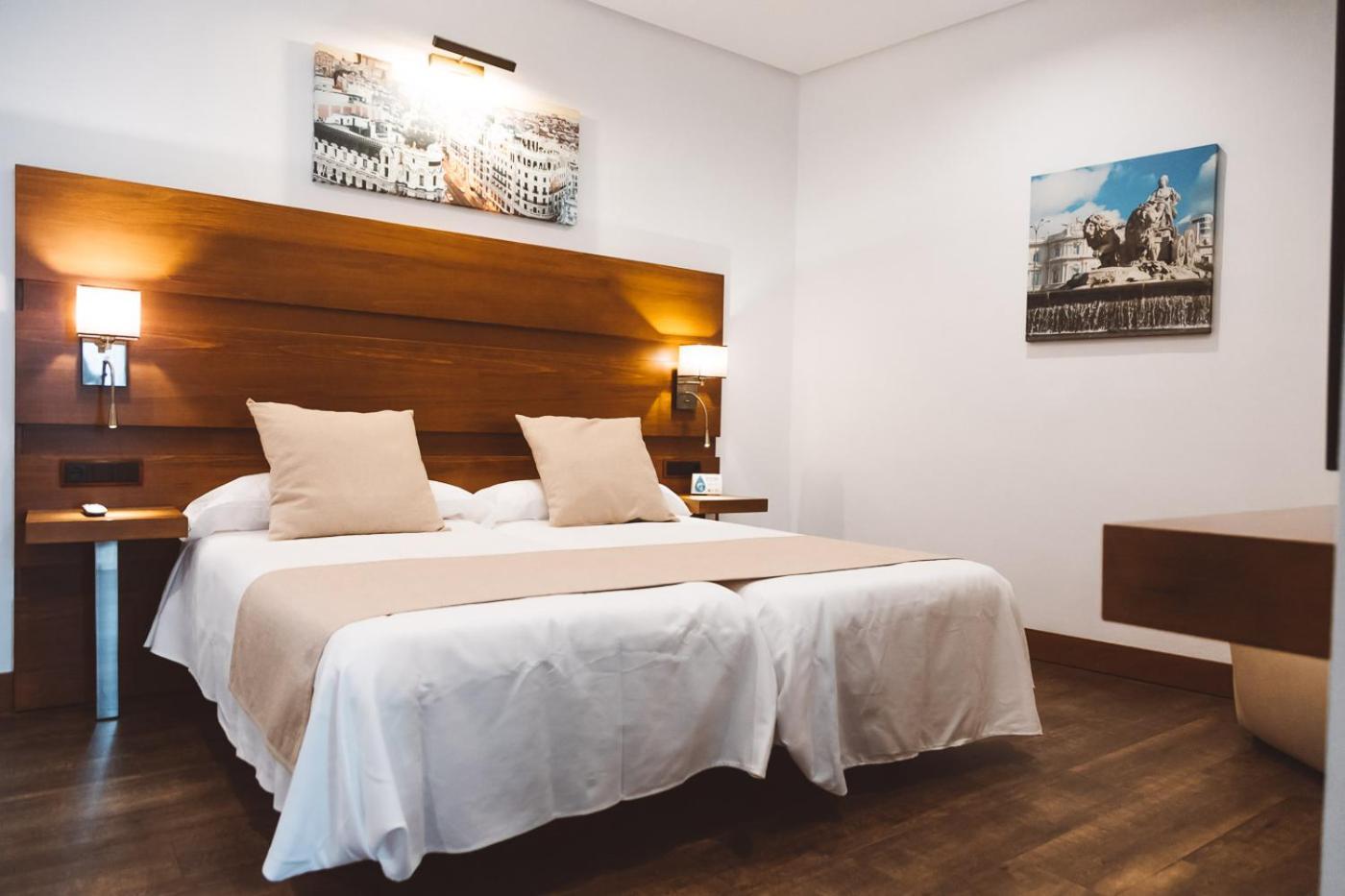 Ferreira Hostal Boutique كونيل ذي لا فرونتيرا المظهر الخارجي الصورة